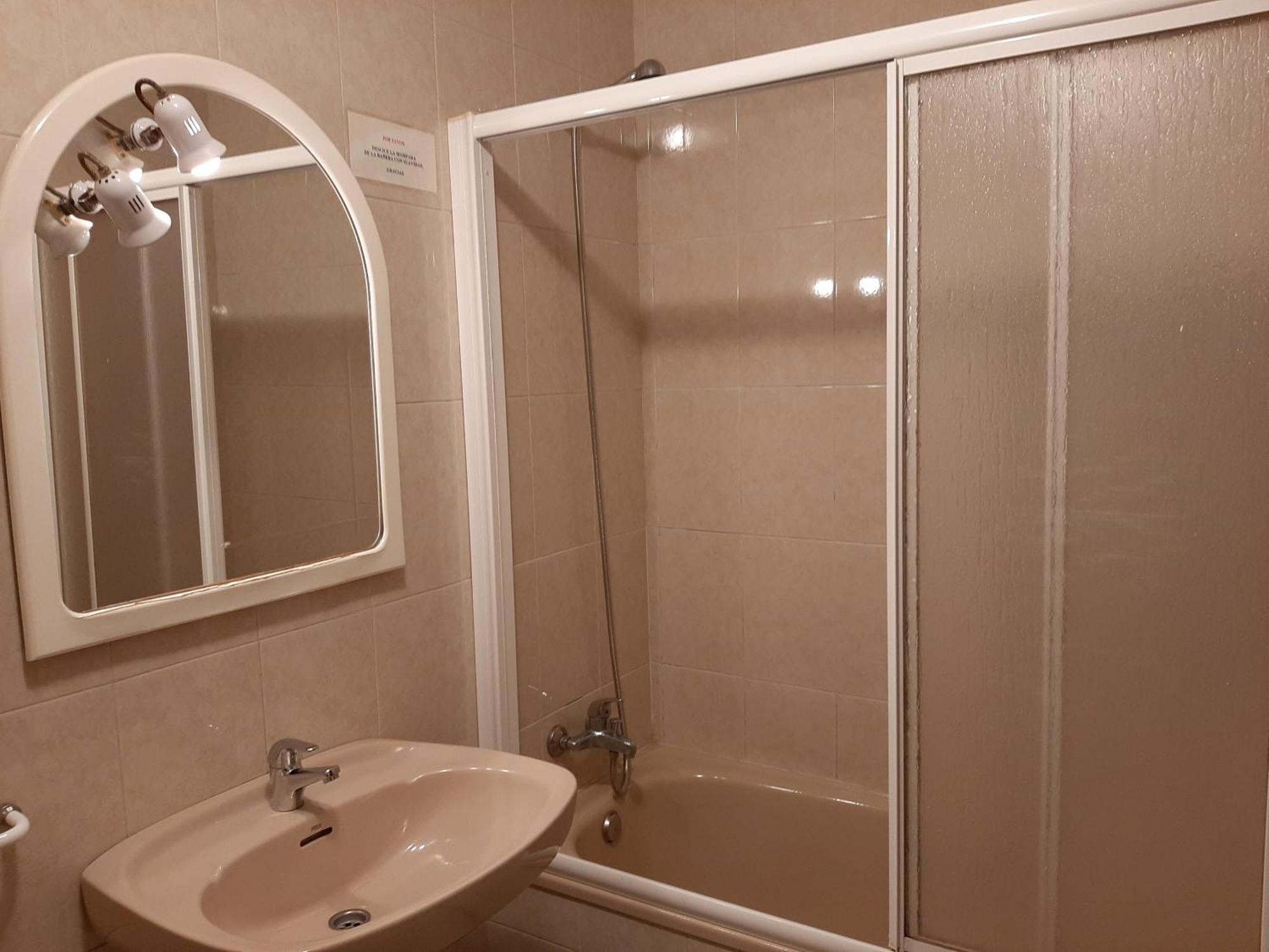 Habitaciones Vistamar Рибадео Стая снимка